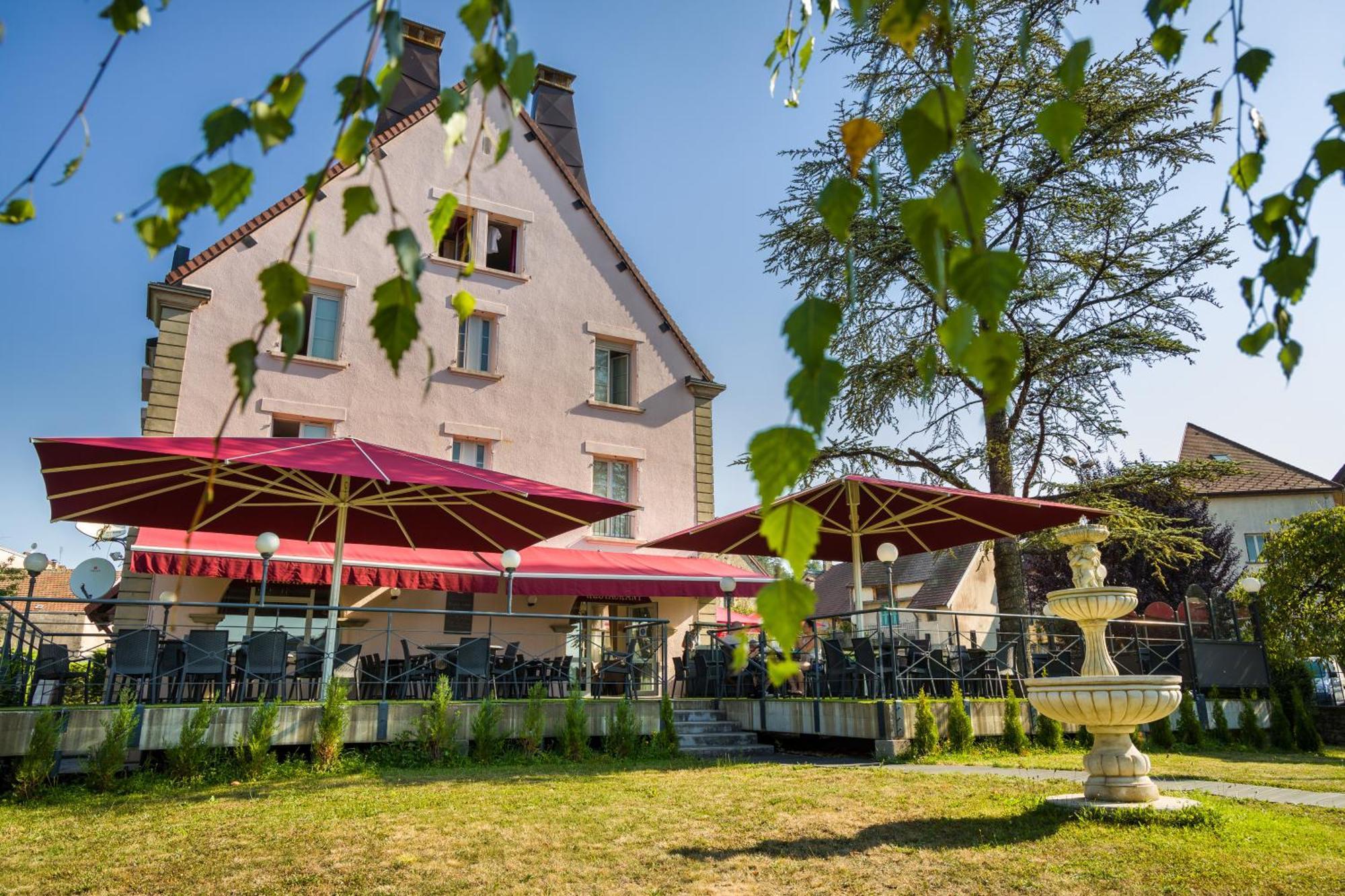 Hotel Le Vouglans - Restaurant La Valouse Orgelet Esterno foto